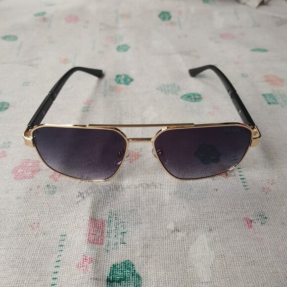 Prada Gradient Sunglasses - Picture 4 of 12